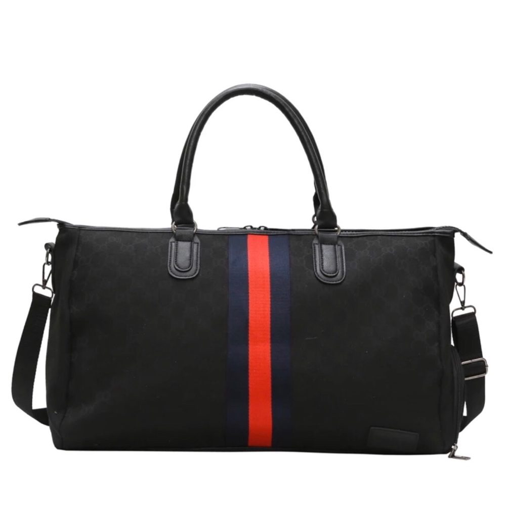 😁 Aspen Gym Bag/Weekender. Black. Vegan. FIRM PRICE